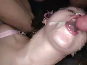 Emma nagyi punci Hic ...