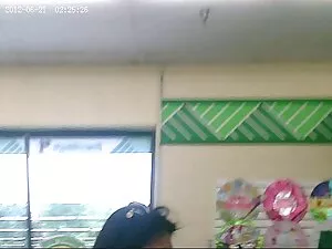A bozontos pina szüz ...
