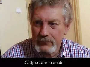 Szomszéd Nikki Jade  ...