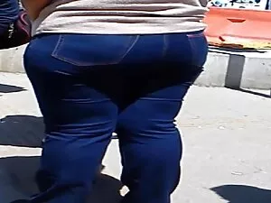 19 oriás punci éves, ...